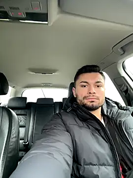 Snapshot of irimiea1729 chatting on December 14, 1:06 pm irimiea1729 online show from December 14, 1:06 pm