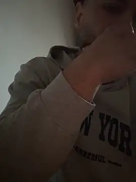 Snapshot of irimiea1729 chatting on November 23, 2:49 pm irimiea1729 online show from November 23, 2:49 pm