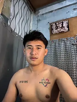 Snapshot of Adim-pinoy146 chatting on June 16, 1:33 pm Adim-pinoy146 online show from June 16, 1:33 pm
