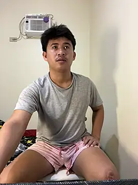 Snapshot of Adim-pinoy146 chatting on July 2, 3:45 am Adim-pinoy146 online show from July 2, 3:45 am