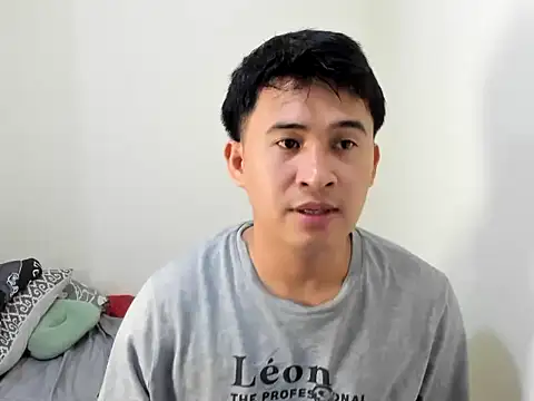 Snapshot of Adim-pinoy146 chatting on July 9, 12:37 pm Adim-pinoy146 online show from July 9, 12:37 pm