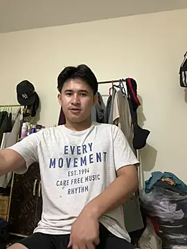 Snapshot of Adim-pinoy146 chatting on June 24, 8:28 pm Adim-pinoy146 online show from June 24, 8:28 pm