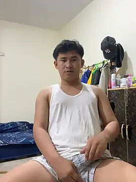 Snapshot of Adim-pinoy146 chatting on June 23, 12:19 am Adim-pinoy146 online show from June 23, 12:19 am