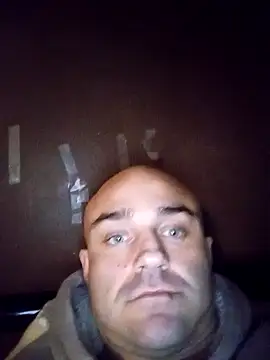 Bulbasaurisme online show from December 3, 4:35 am