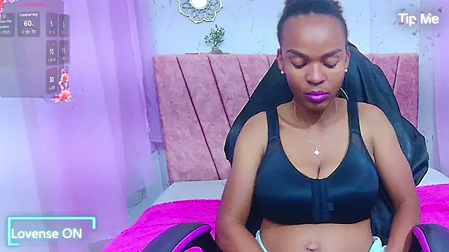 mia  thomson  online show from April 10, 2:40 am