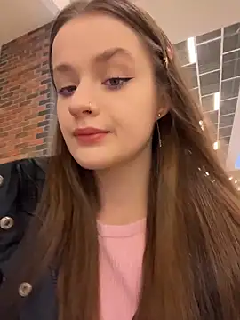 KittyQueeny online show from December 22, 11:10 am