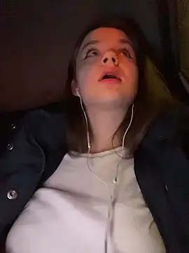 KittyQueeny online show from November 30, 2:07 pm