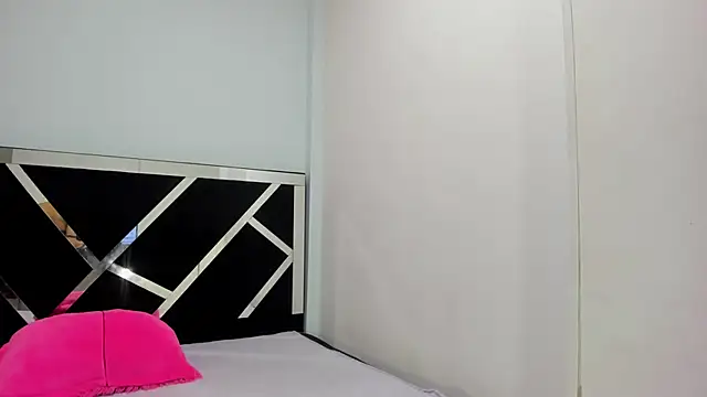 iisabella noa online show from September 13, 1:22 pm