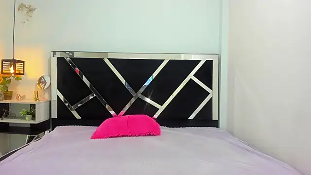 iisabella noa online show from September 10, 12:37 pm