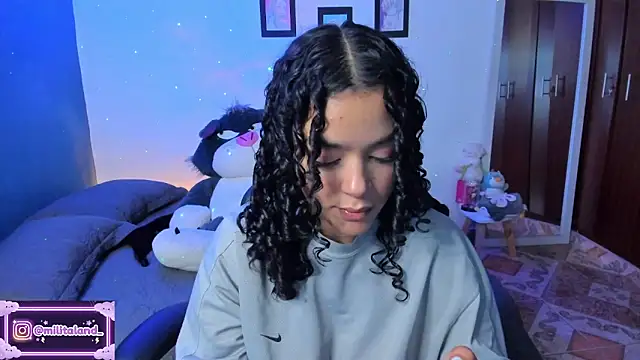 milita houston online show from October 30, 4:26 pm