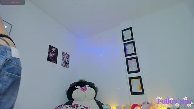 Snapshot of milita_houston chatting on April 23, 8:54 pm milita houston online show from April 23, 8:54 pm