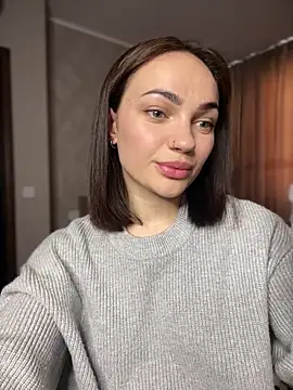 Snapshot of SaraLow chatting on March 16, 10:30 am SaraLow online show from March 16, 10:30 am