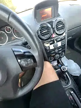 Snapshot of giova17cm chatting on September 20, 9:25 am giova17cm online show from September 20, 9:25 am