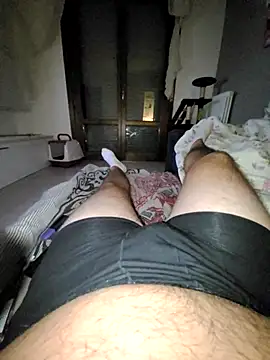 Snapshot of giova17cm chatting on September 19, 7:40 pm giova17cm online show from September 19, 7:40 pm