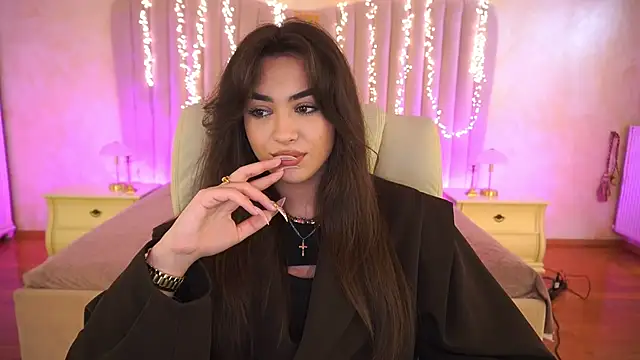 EricaSin online show from April 2, 1:18 pm