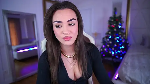 Snapshot of EricaSin chatting on December 23, 8:13 am EricaSin online show from December 23, 8:13 am