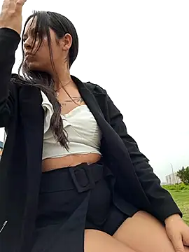 LunaHot 777 online show from December 18, 7:07 pm