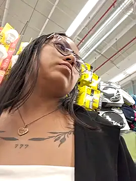 LunaHot 777 online show from December 13, 8:04 pm