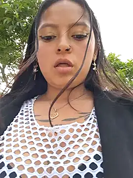 LunaHot 777 online show from December 15, 7:31 pm