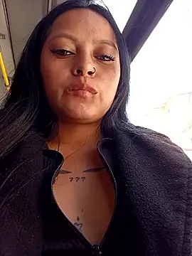 LunaHot 777 online show from February 25, 6:30 pm