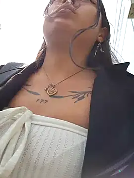 LunaHot 777 online show from December 16, 6:34 pm