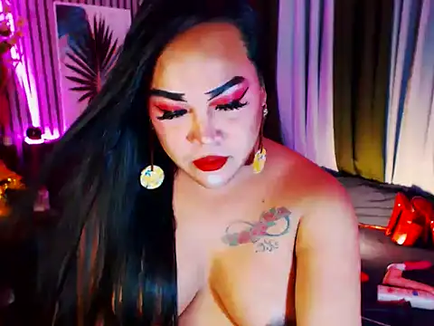 CumFactoryLuna online show from April 4, 10:33 am