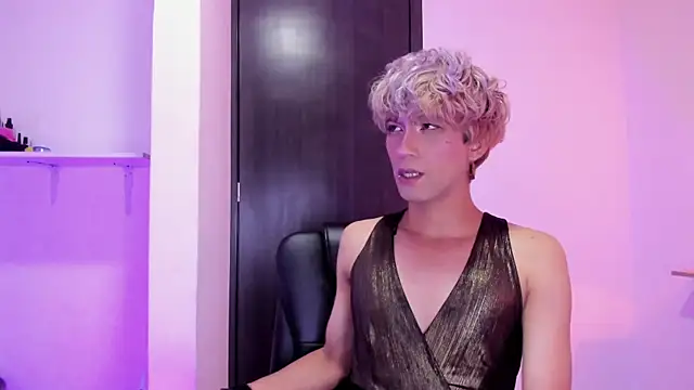 Cooperrosscute233 online show from October 6, 8:09 pm