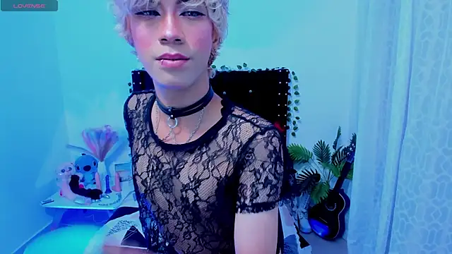 Cooperrosscute233 online show from November 10, 10:37 pm