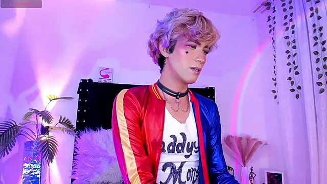 Cooperrosscute233 online show from March 6, 1:00 am