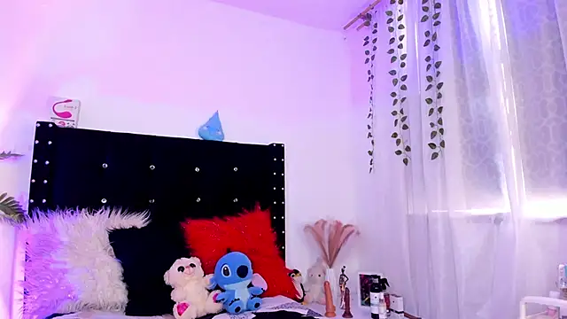 Cooperrosscute233 online show from March 12, 5:06 pm