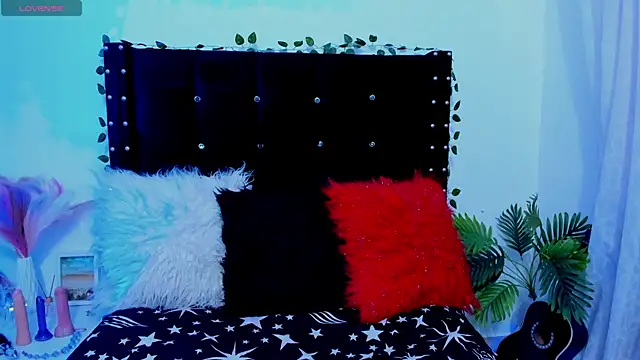 Cooperrosscute233 online show from November 7, 10:13 pm