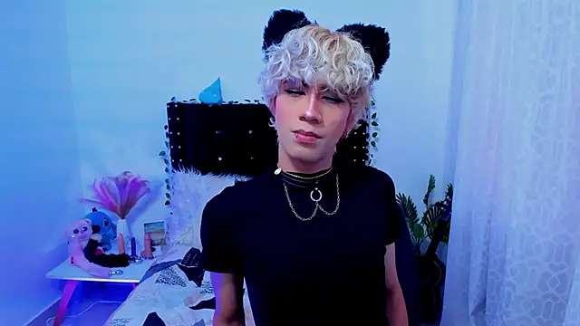 Cooperrosscute233 online show from November 12, 8:23 pm