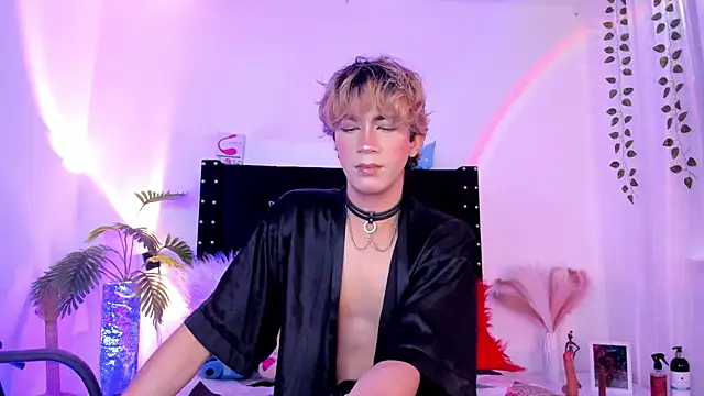 Cooperrosscute233 online show from March 29, 5:36 pm