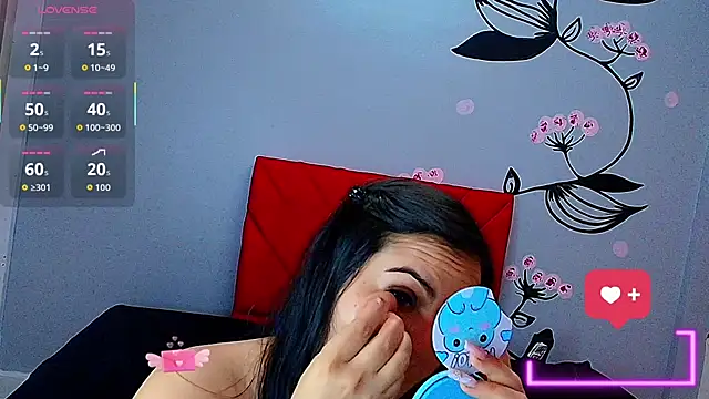 Aly Smith  online show from November 29, 11:54 am