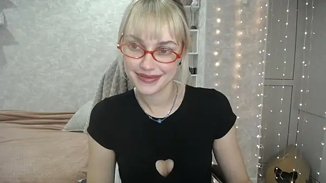 NickyAdamidi online show from September 15, 4:07 pm