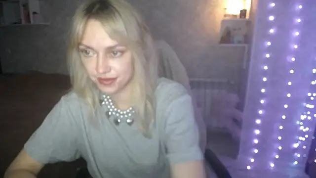 NickyAdamidi online show from November 8, 4:54 pm