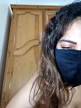 ghadiraa online show from December 5, 2:21 am