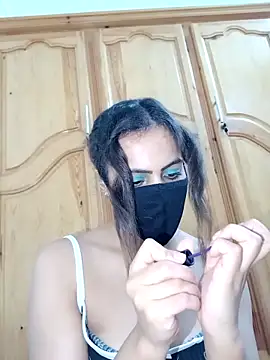 Snapshot of ghadiraa chatting on January 16, 11:53 pm ghadiraa online show from January 16, 11:53 pm