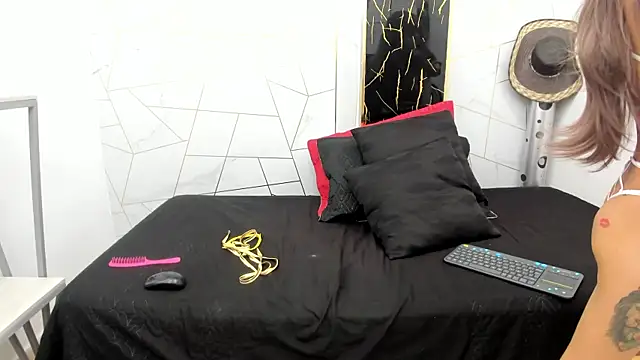 HannaHot 69 online show from October 8, 7:58 pm