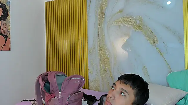 Snapshot of Leah_Adam chatting on October 3, 4:58 am Leah Adam online show from October 3, 4:58 am