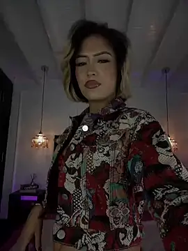 MystiqueXXX online show from March 25, 1:10 pm