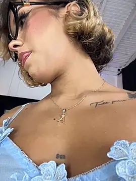 MystiqueXXX online show from March 30, 1:12 pm