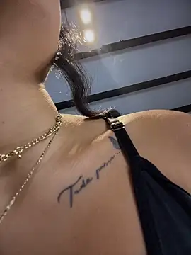 MystiqueXXX online show from February 2, 1:21 pm