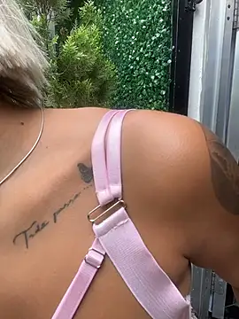 MystiqueXXX online show from November 27, 1:22 pm