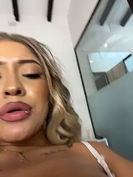 MystiqueXXX online show from February 23, 3:34 pm