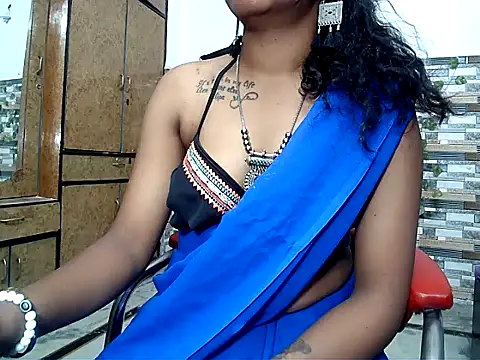 HOT AARVI11 online show from September 17, 4:31 pm