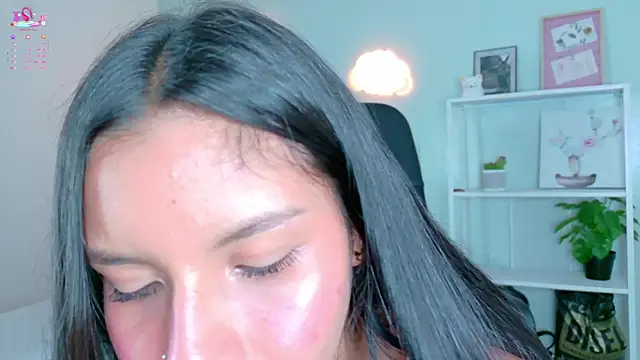 Snapshot of SamaGrey__ chatting on September 21, 12:10 pm SamaGrey online show from September 21, 12:10 pm