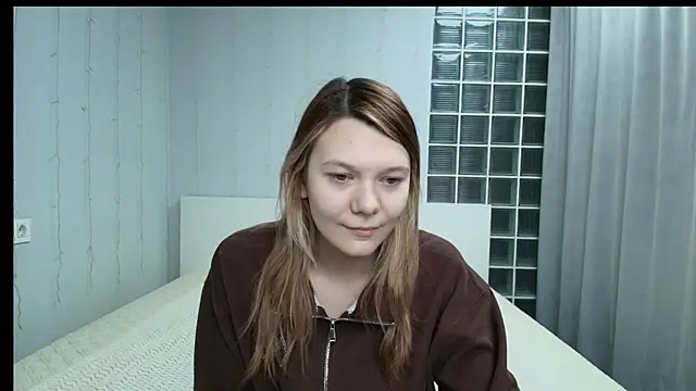 Sunny Sammy online show from March 29, 1:18 am