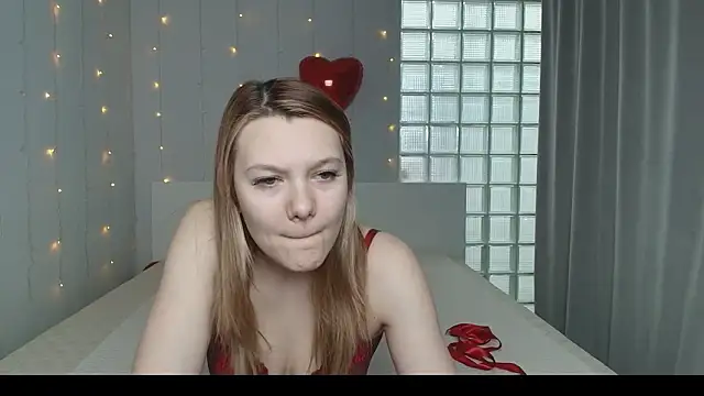 Sunny Sammy online show from February 14, 4:34 am