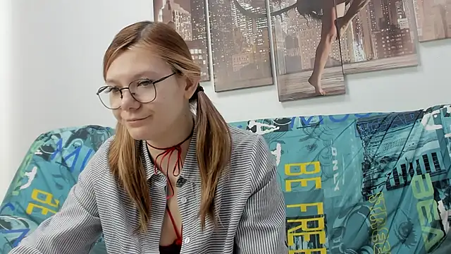 Sunny Sammy online show from February 7, 1:24 am